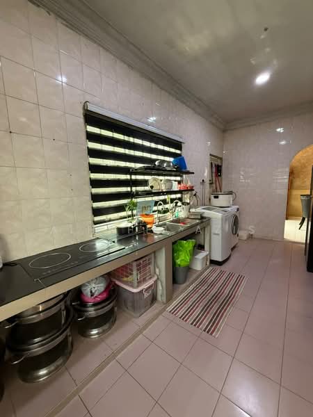 Bungalow for Sale in Kempas Baru (Johor Bahru) - ALHAFIZ AZIS - Kitchen - PropertyGuru.com.my