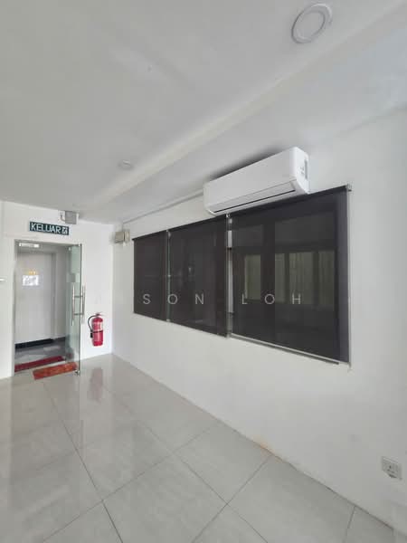 Pejabat untuk Disewa di Cheras (Kuala Lumpur) - Alson Loh - Entrance - PropertyGuru.com.my
