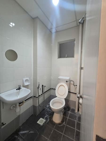 Pejabat untuk Disewa di Cheras (Kuala Lumpur) - Alson Loh - Bathroom - PropertyGuru.com.my