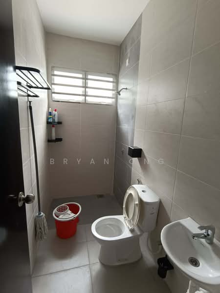 Rumah Banglo untuk Disewa di Taman Desa Impian (Bukit Mertajam) - Bryan Ong - Bathroom - PropertyGuru.com.my