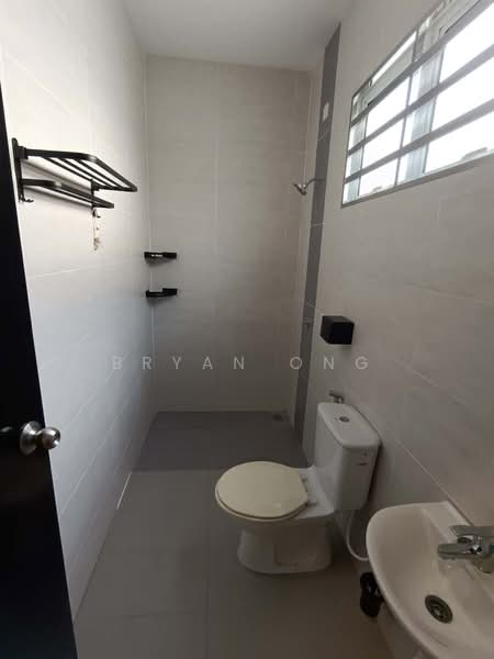 Rumah Banglo untuk Disewa di Taman Desa Impian (Bukit Mertajam) - Bryan Ong - Bathroom - PropertyGuru.com.my