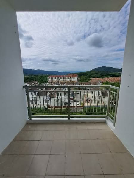 Pangsapuri untuk Dijual di Suria Residence - Alson Loh - Balcony - PropertyGuru.com.my