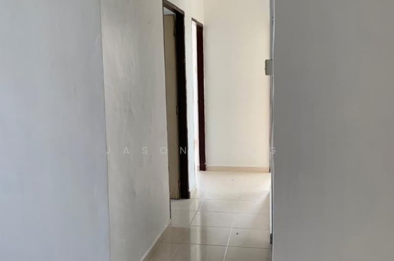Rumah Teres untuk Disewa di Gelang Patah (Johor) - Jason Tang - Corridor - PropertyGuru.com.my