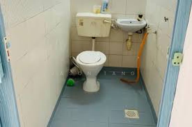 Rumah Teres untuk Disewa di Gelang Patah (Johor) - Jason Tang - Bathroom - PropertyGuru.com.my