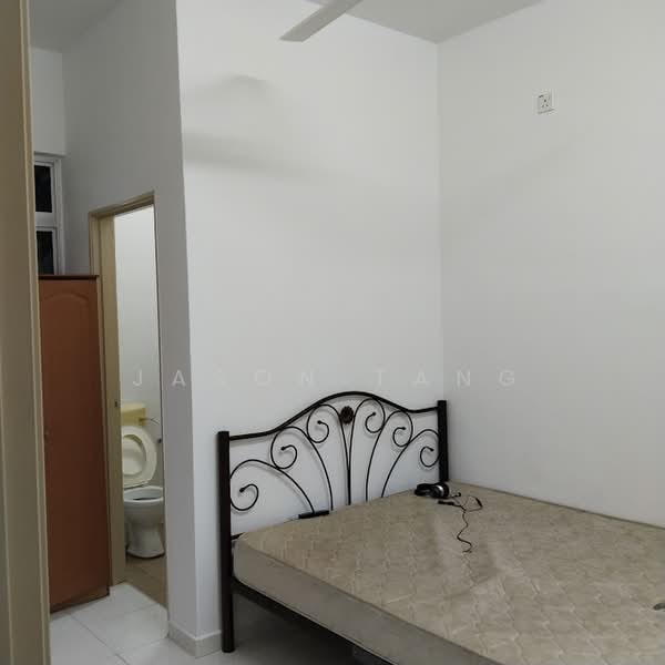 Cluster House for Sale in Bandar Jaya Putra (Johor Bahru) - Jason Tang - Bedroom - PropertyGuru.com.my