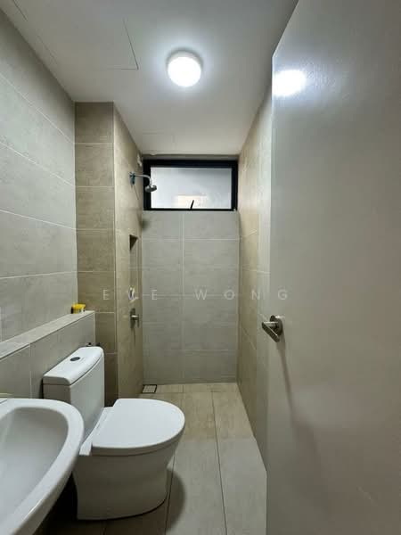 Servis Apartment untuk Disewa di Setia City Residences - Eve Wong - Bathroom - PropertyGuru.com.my
