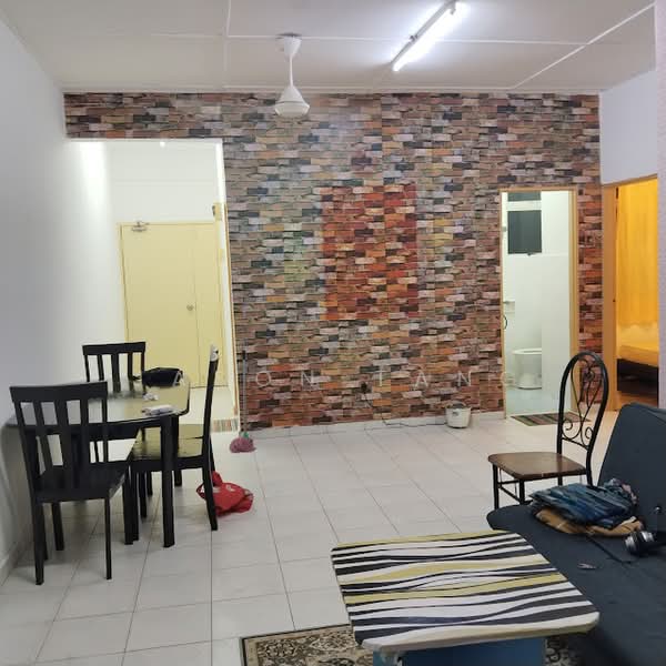 Pangsapuri untuk Disewa di Taman Kulai - Jason Tang - Dining Room - PropertyGuru.com.my