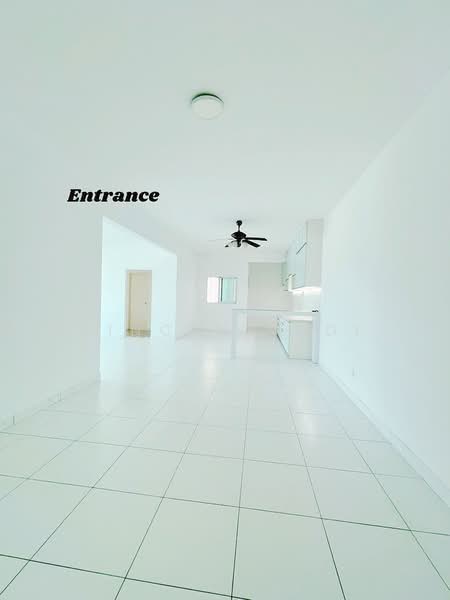 Kondominium untuk Dijual di Elit Heights @ Bayan City - Vincent Ooi - Entrance - PropertyGuru.com.my