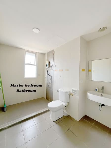 Kondominium untuk Dijual di Elit Heights @ Bayan City - Vincent Ooi - Bathroom - PropertyGuru.com.my
