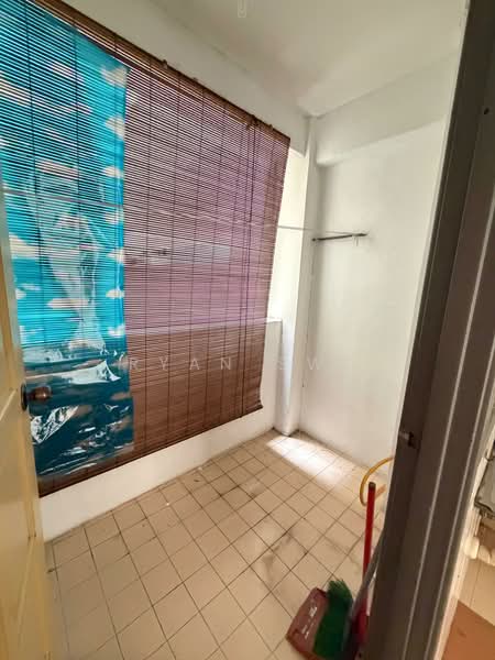 Kondominium untuk Dijual di Paradesa Rustica - Ryan Swe - Balcony - PropertyGuru.com.my