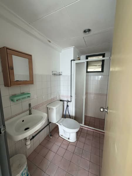 Kondominium untuk Dijual di Paradesa Rustica - Ryan Swe - Bathroom - PropertyGuru.com.my