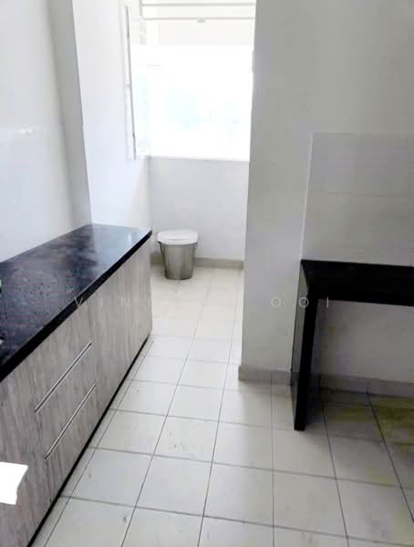 Kondominium untuk Dijual di Elit Heights @ Bayan City - Vincent Ooi - Kitchen - PropertyGuru.com.my