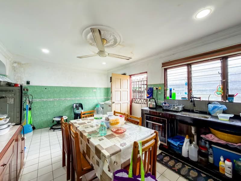Rumah Teres 1 Tingkat untuk Dijual di Taman Cheras Jaya (Cheras) - Izzat Zamros - PropertyGuru.com.my