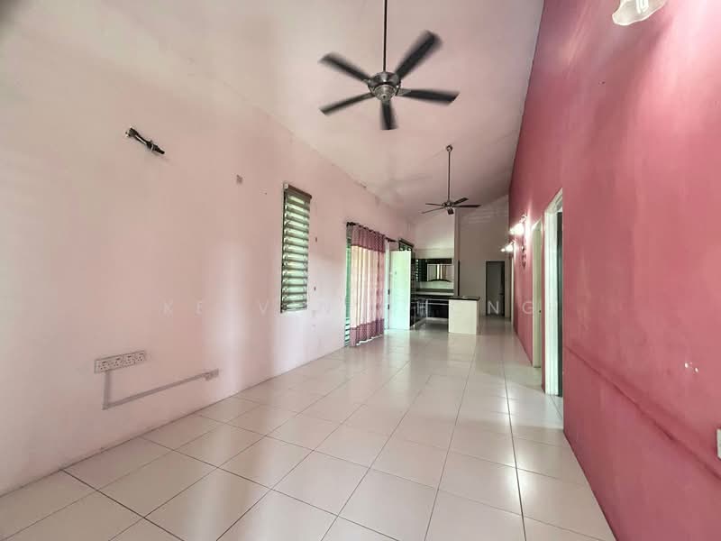 Rumah Berkembar untuk Disewa di Taman Tawas Jaya (Ipoh) - Kelvin Chong - Living Room - PropertyGuru.com.my