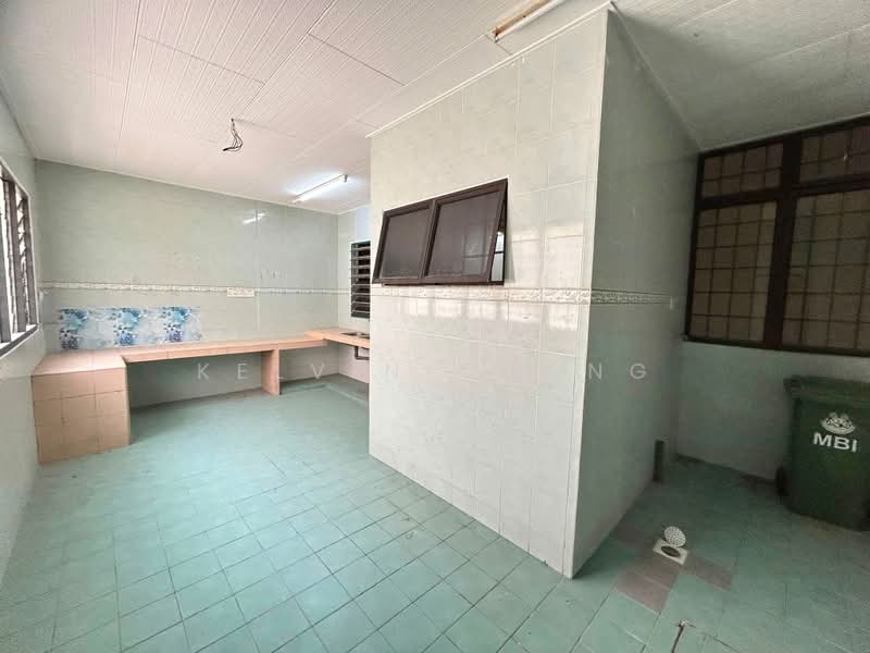 2-storey Terraced House for Sale in Taman Pinji Mewah (Ipoh) - Kelvin Chong - Kitchen - PropertyGuru.com.my