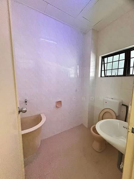 2-storey Terraced House for Sale in Taman Pinji Mewah (Ipoh) - Kelvin Chong - Bathroom - PropertyGuru.com.my