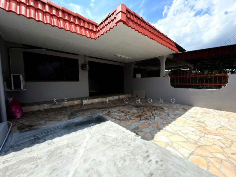 Terraced House for Rent in Taman Pengkalan Barat (Ipoh) - Kelvin Chong - Exterior - PropertyGuru.com.my
