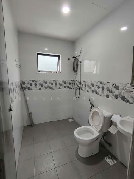 Condominium for Rent at Halaman Ampang Bayu - Kelvin Chong - Bathroom - PropertyGuru.com.my