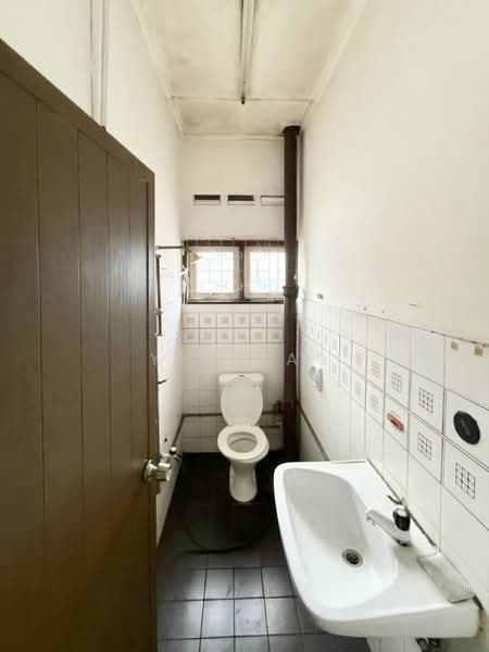 2-storey Terraced House for Sale in Taman Suria (Johor Bahru) - Yik Tat - PropertyGuru.com.my