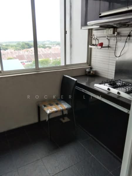 Apartment for Sale at Perling Apartment - Rocker Lim - Kitchen - PropertyGuru.com.my