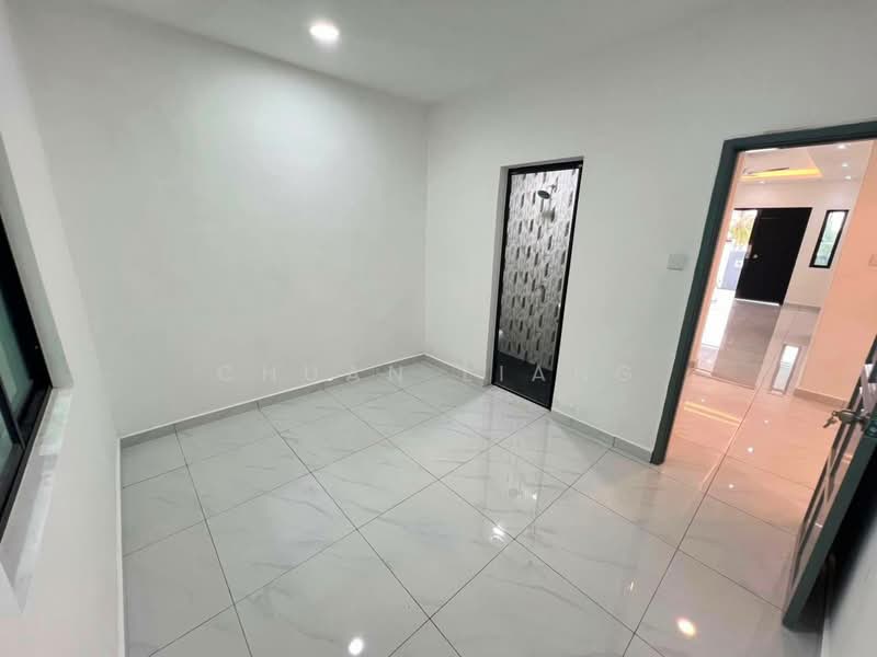 Rumah Teres 1 Tingkat untuk Dijual di Taman Johor Jaya (Johor Bahru) - Chuan Liang - Bedroom - PropertyGuru.com.my