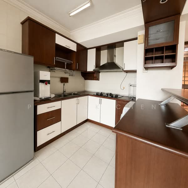 Kondominium untuk Disewa di Riana Green Condominium - Patrick Chen - Kitchen - PropertyGuru.com.my