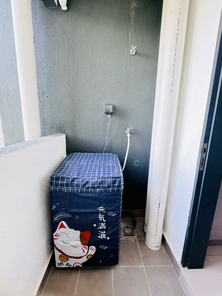 Servis Apartment untuk Disewa di D'Quince Residences - Edward Chai - Balcony - PropertyGuru.com.my