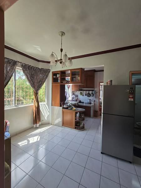 Apartment for Sale at Beverly Hills 3 - Zoey Liau - PropertyGuru.com.my