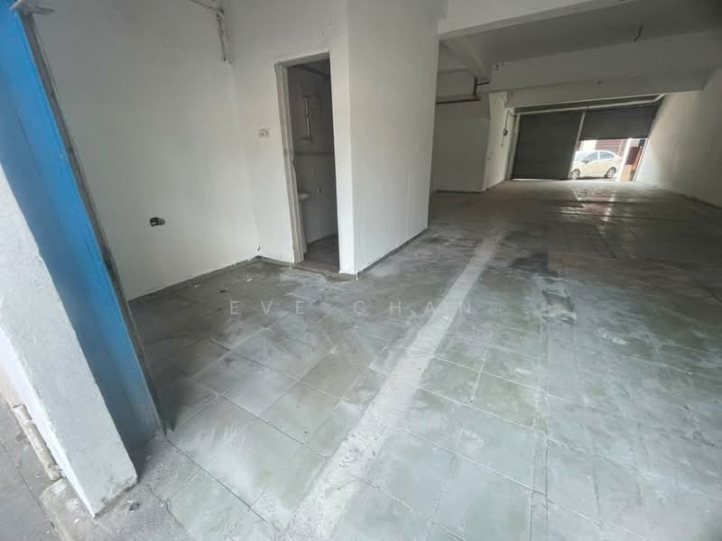 Shop for Rent in Skudai (Johor) - Eve Chan - Interior - PropertyGuru.com.my