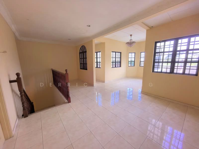 2.5-storey Terraced House for Sale in Taman Buntong Jaya (Ipoh) - Derrick Chung - Living Room - PropertyGuru.com.my