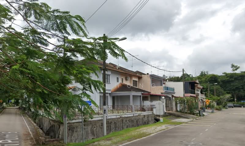 2-storey Terraced House for Sale in Taman Putri Kulai (Kulai) - A Chong - Exterior - PropertyGuru.com.my