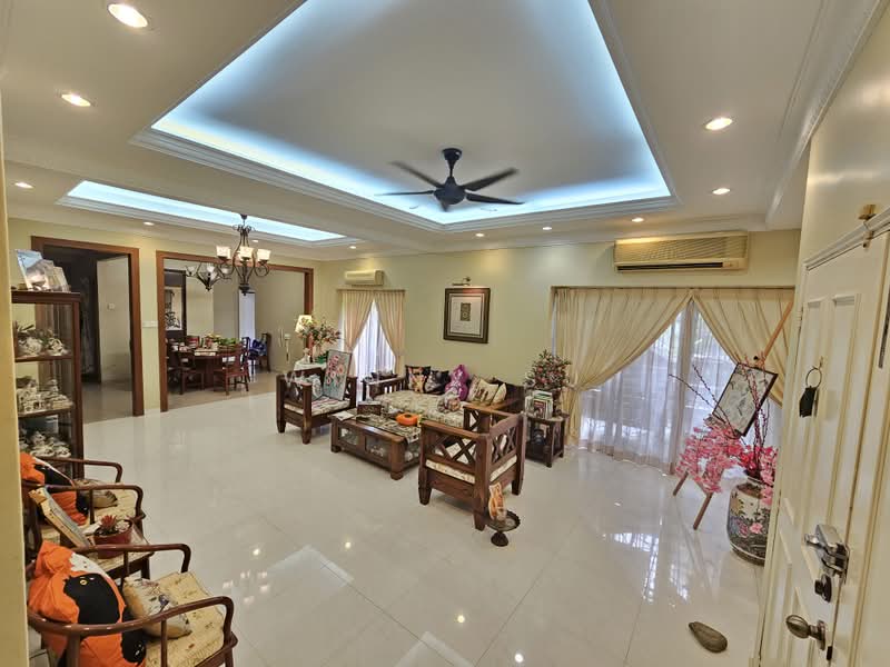2-storey Terraced House for Sale in Bukit Jelutong (Shah Alam) - Winny Su - Living Room - PropertyGuru.com.my