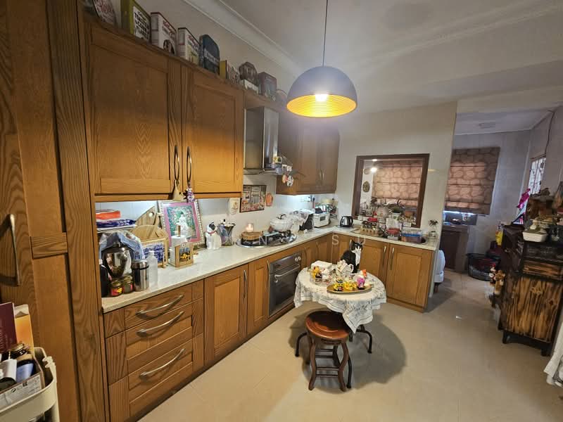 2-storey Terraced House for Sale in Bukit Jelutong (Shah Alam) - Winny Su - Kitchen - PropertyGuru.com.my