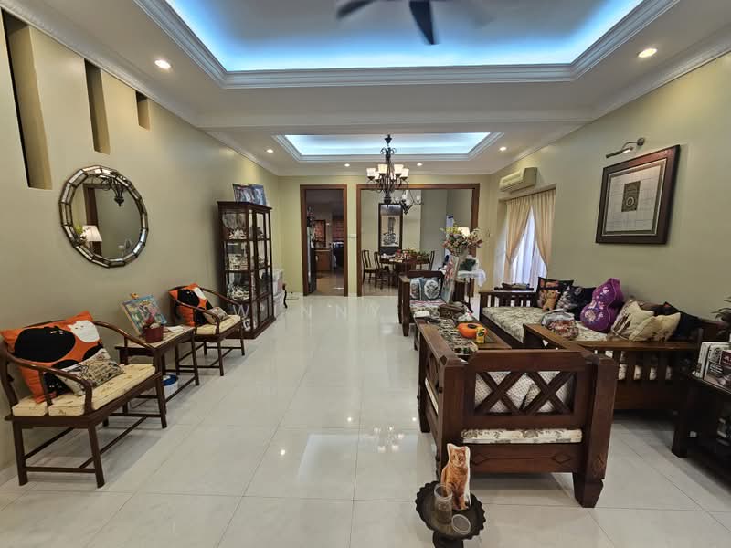 2-storey Terraced House for Sale in Bukit Jelutong (Shah Alam) - Winny Su - Living Room - PropertyGuru.com.my