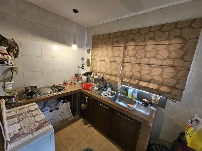2-storey Terraced House for Sale in Bukit Jelutong (Shah Alam) - Winny Su - Kitchen - PropertyGuru.com.my