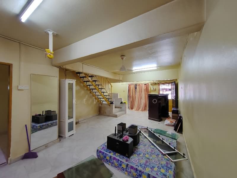 Rumah Teres untuk Dijual di Kajang (Selangor) - Kellie Ho - Living Room - PropertyGuru.com.my