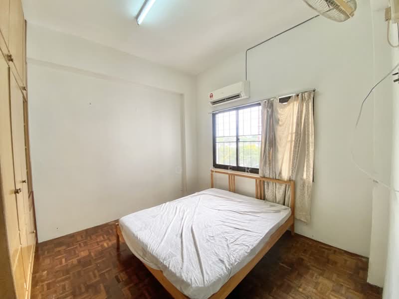 Pangsapuri untuk Dijual di Sri Saujana - Weng Sern - Bedroom - PropertyGuru.com.my