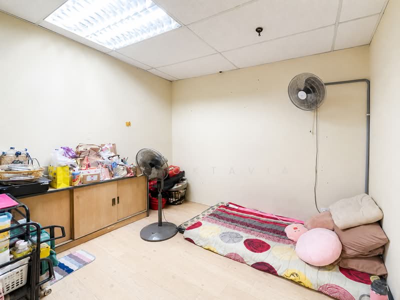 Shop for Rent in Taman Bunga Kantan (Kajang) - Amy Oktavia - Interior - PropertyGuru.com.my