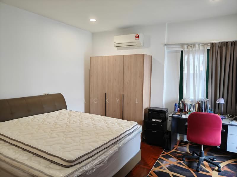 Condominium for Sale at Spring Villa Condominium - Jacky Lin - Bedroom - PropertyGuru.com.my