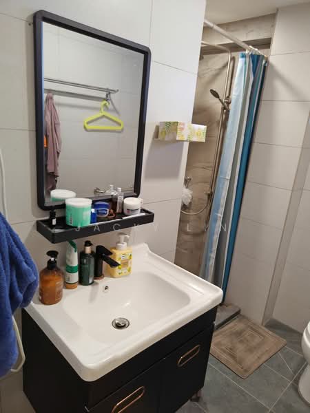 Condominium for Sale at Spring Villa Condominium - Jacky Lin - Bathroom - PropertyGuru.com.my