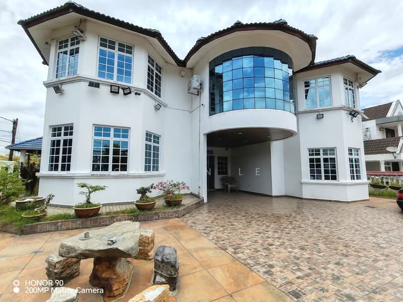 Bungalow House untuk Dijual di Taman Johor Jaya (Johor Bahru) - Calvin Lee - PropertyGuru.com.my