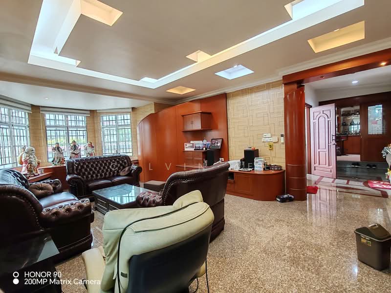 Bungalow House untuk Dijual di Taman Johor Jaya (Johor Bahru) - Calvin Lee - PropertyGuru.com.my