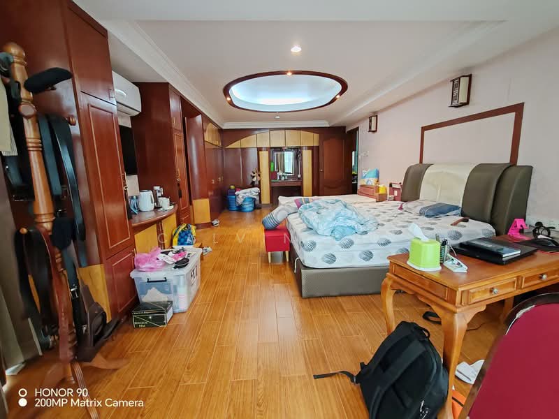 Rumah Banglo untuk Dijual di Taman Molek (Johor Bahru) - Calvin Lee - PropertyGuru.com.my