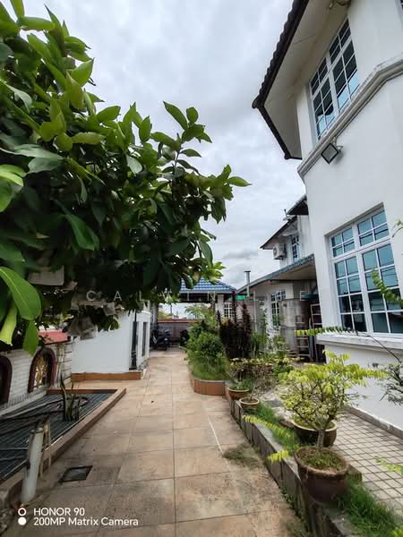 Rumah Banglo untuk Dijual di Taman Molek (Johor Bahru) - Calvin Lee - PropertyGuru.com.my