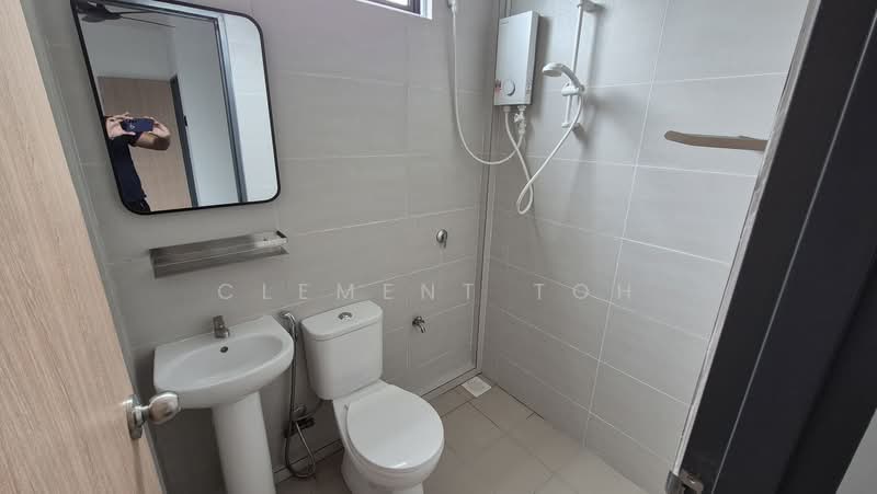 Rumah Teres 2 Tingkat untuk Dijual di Taman Uni Central (Samarahan) - Clement Toh - Bathroom - PropertyGuru.com.my