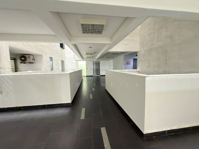 Servis Apartment untuk Dijual di Residences @ 1 Tebrau - Caroline Lai - Corridor - PropertyGuru.com.my