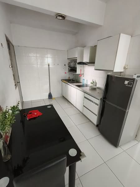 Service Residence for Rent at The Sky Executive Suites - Ck Leow - Kitchen - PropertyGuru.com.my