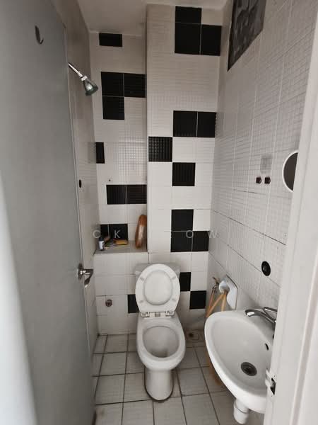 Service Residence for Rent at The Sky Executive Suites - Ck Leow - Bathroom - PropertyGuru.com.my
