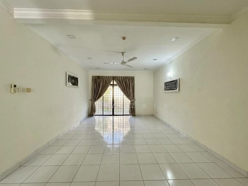 Rumah Teres 2 Tingkat untuk Dijual di Presint 14 (Putrajaya) - Adaw Zain - Living Room - PropertyGuru.com.my