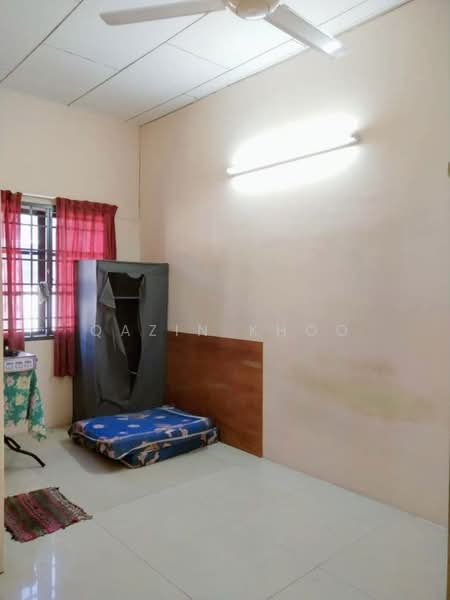 2-storey Terraced House for Sale in Kuala Kangsar (Perak) - Qazin Khoo - Bedroom - PropertyGuru.com.my